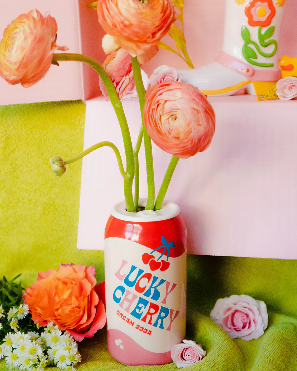 Lucky Cherry Cream Soda Vase - Image 5